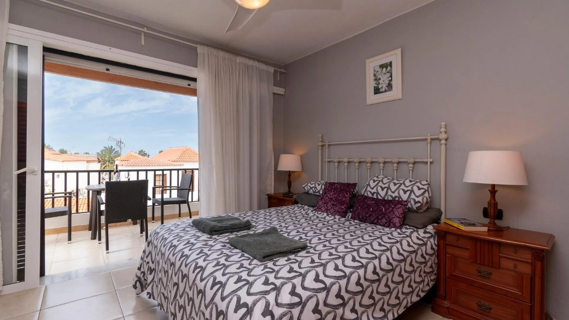 Villa Tricia 6 Bedroom Las Americas Playa de las Americas
