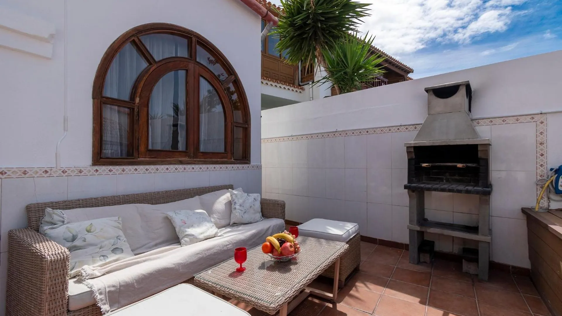 Villa Tricia 6 Bedroom Las Americas Playa de las Americas