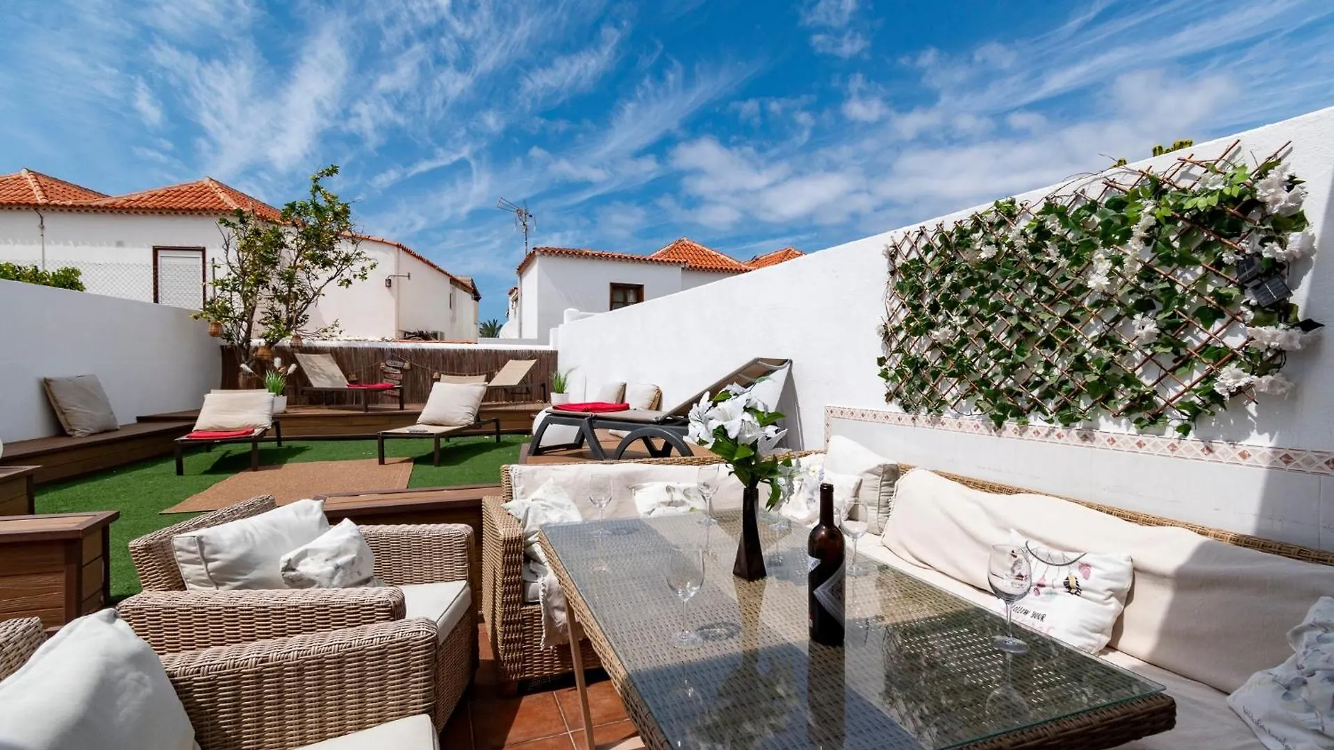 Villa Tricia 6 Bedroom Las Americas location
